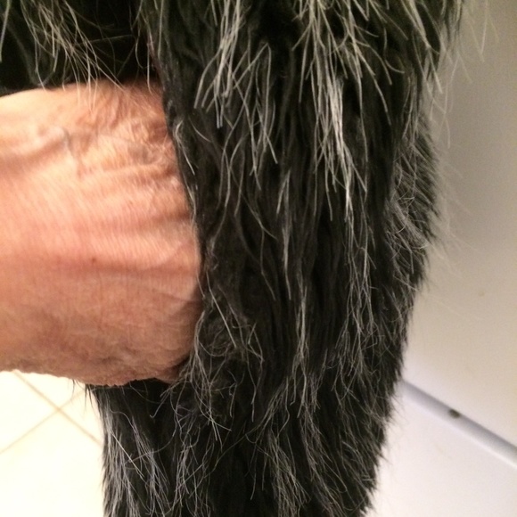 Angela Bucars collection, Montreal, L faux fur, fully lined vest - Picture 6 of 9